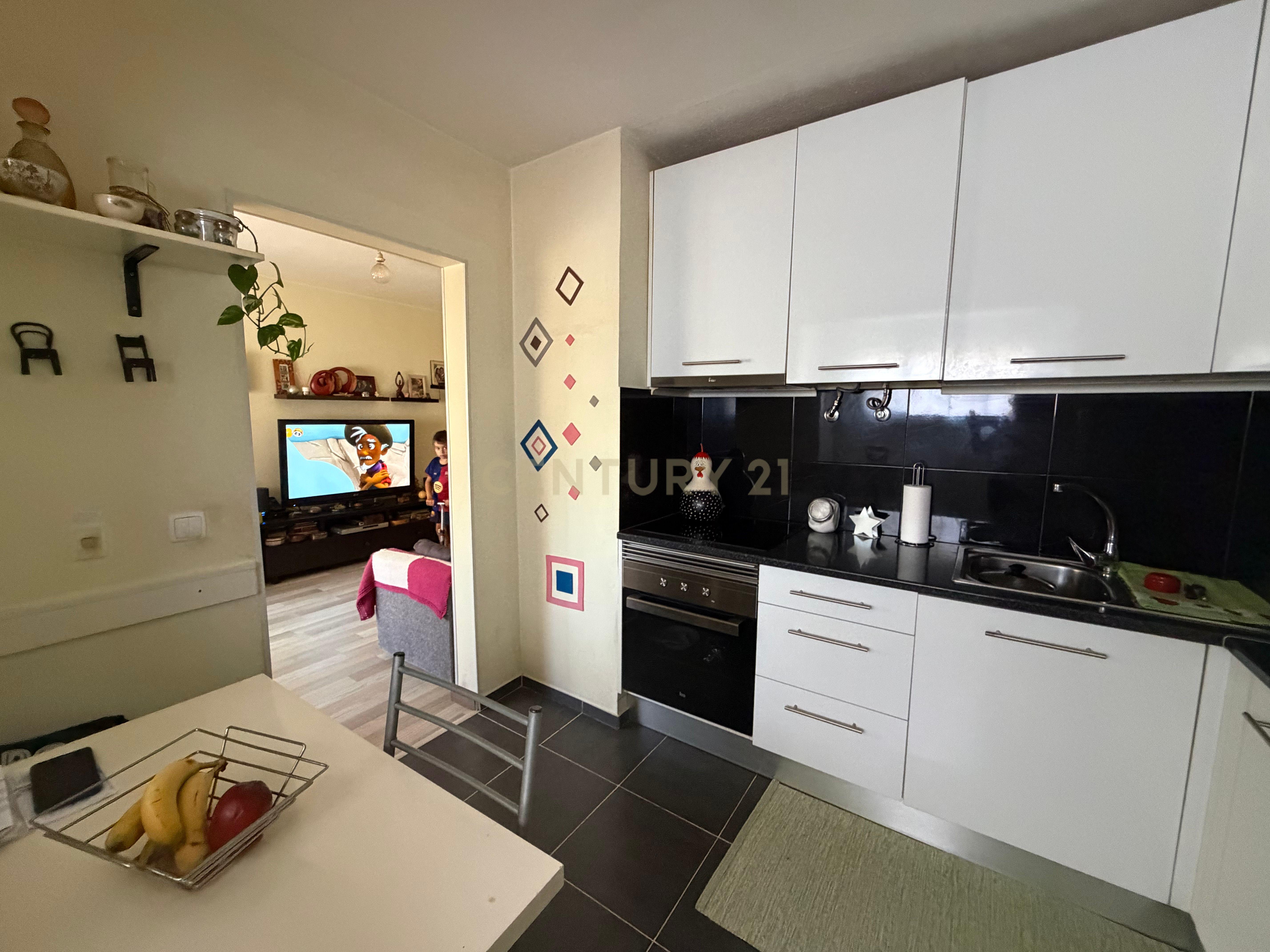 Apartamento T1 à venda em Santo António da Charneca, €210.000