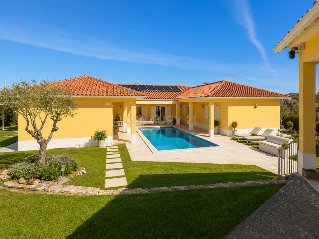 Quinta privada T4 em Vale Moinhos - Santarém - Image 25