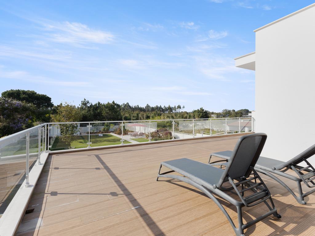 Moradia ultramoderna com 3 quartos: Vida sustentável na Costa da Prata - Image 31