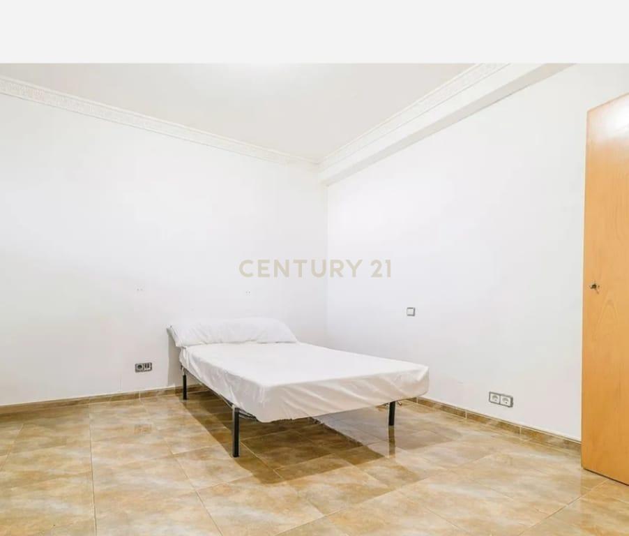 Planta baja reformada en venta en Viladecans. - Image 24
