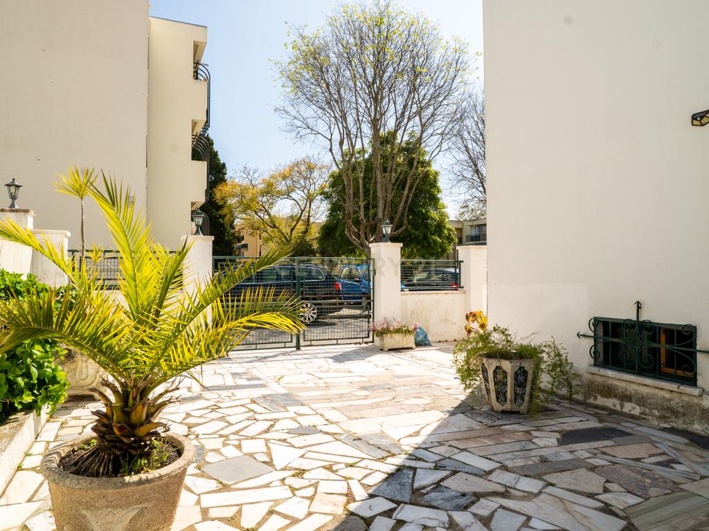 Moradia T3 – Caselas - Restelo - Image 57