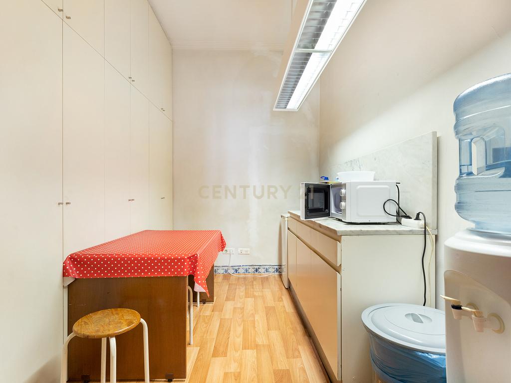 Andar em edifício pombalino, 300m2, Rua de São José (jto ao teatro Tivoli) - Image 38