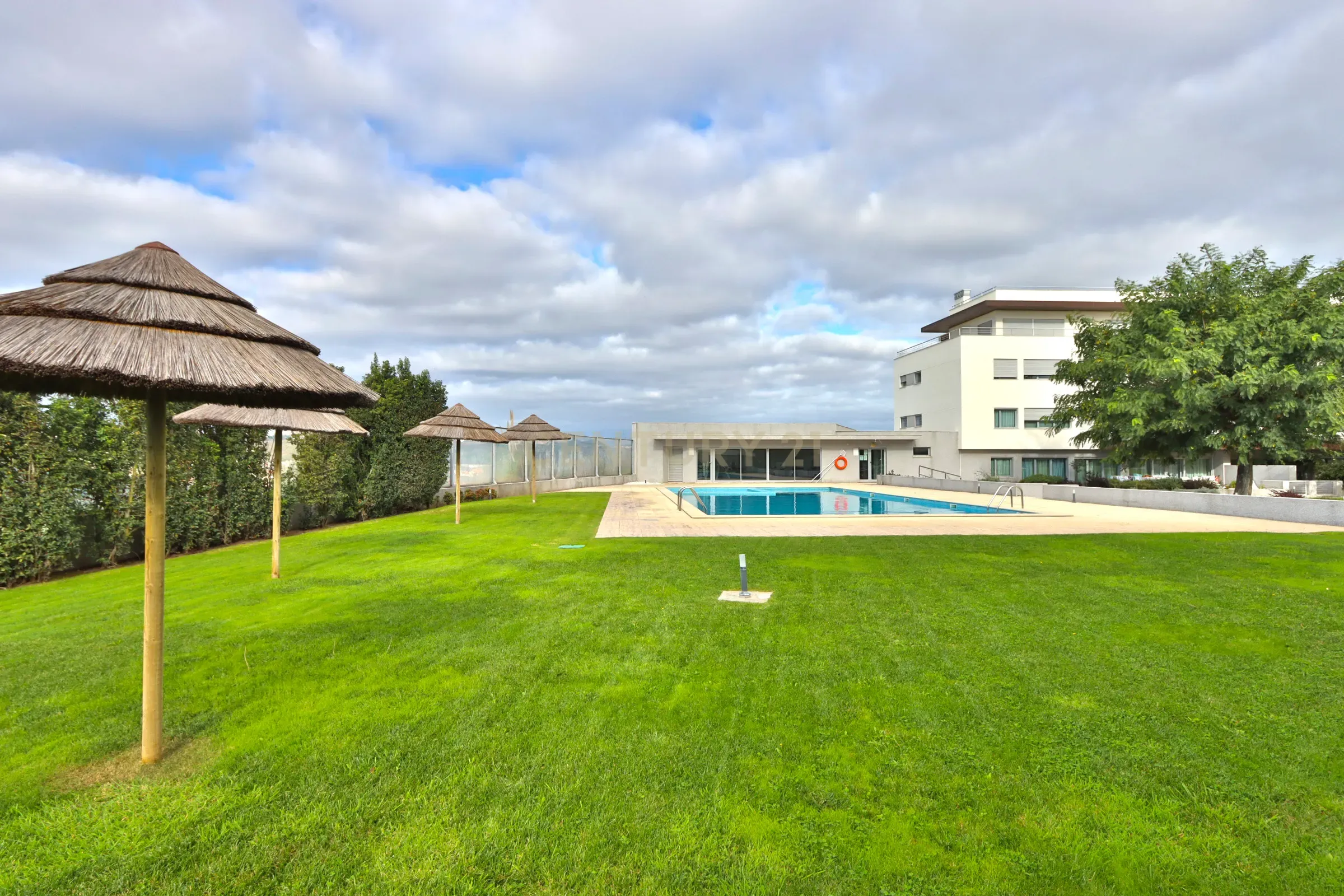 Fabuloso T4 em Condomínio Privado com Piscina em Oeiras, vista de mar. - Image 39