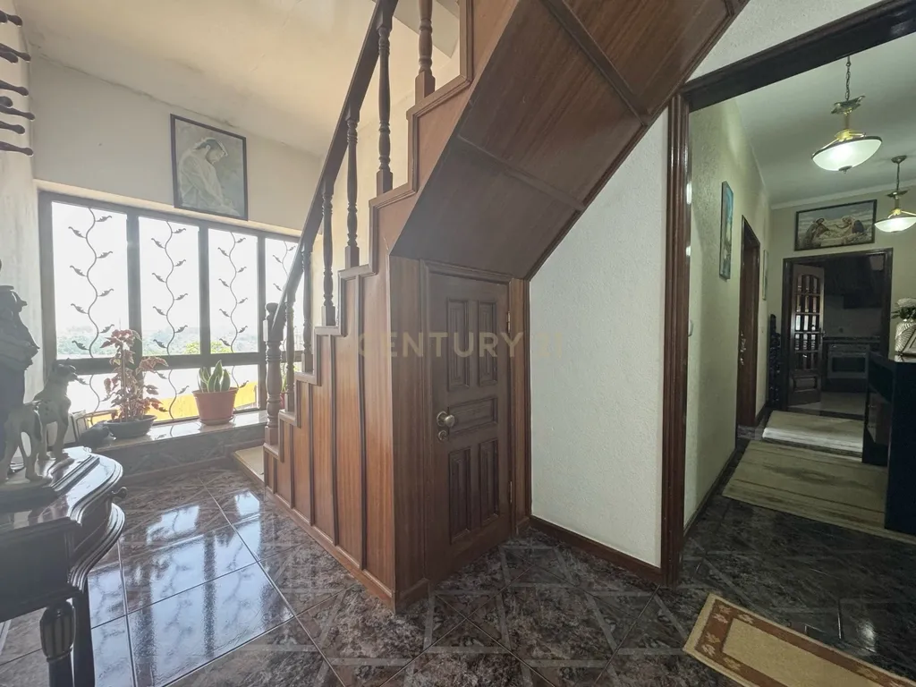 Moradia com 3 Apartamentos com área exterior em Vilela, Paços de Ferreira - Image 36