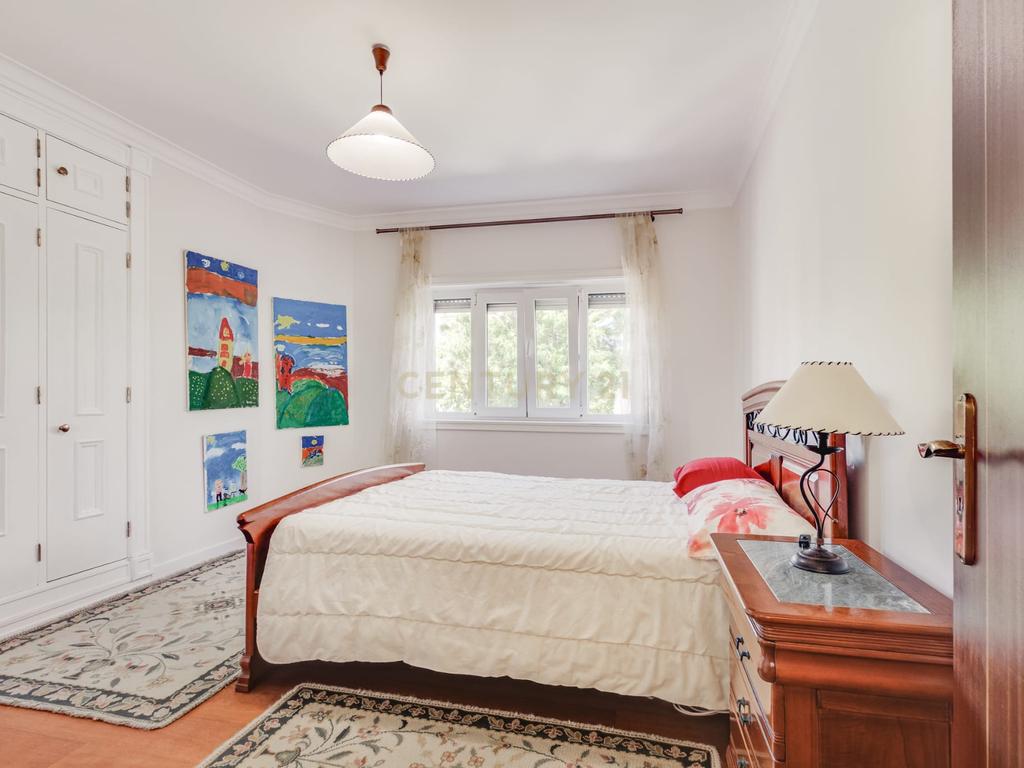 Apartamento T4 no Centro de Alverca do Ribatejo - Image 6