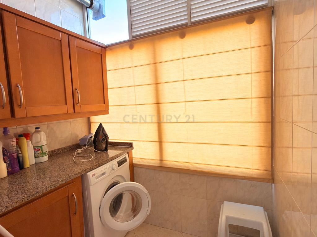 Apartamento T3 em Lousada com Garagem e Varandas - Image 6