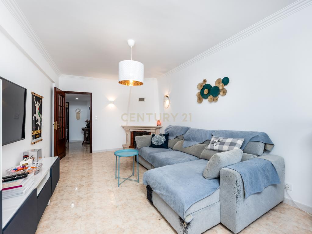 Apartamento T2 + 1 em Agualva-Cacém - Image 11