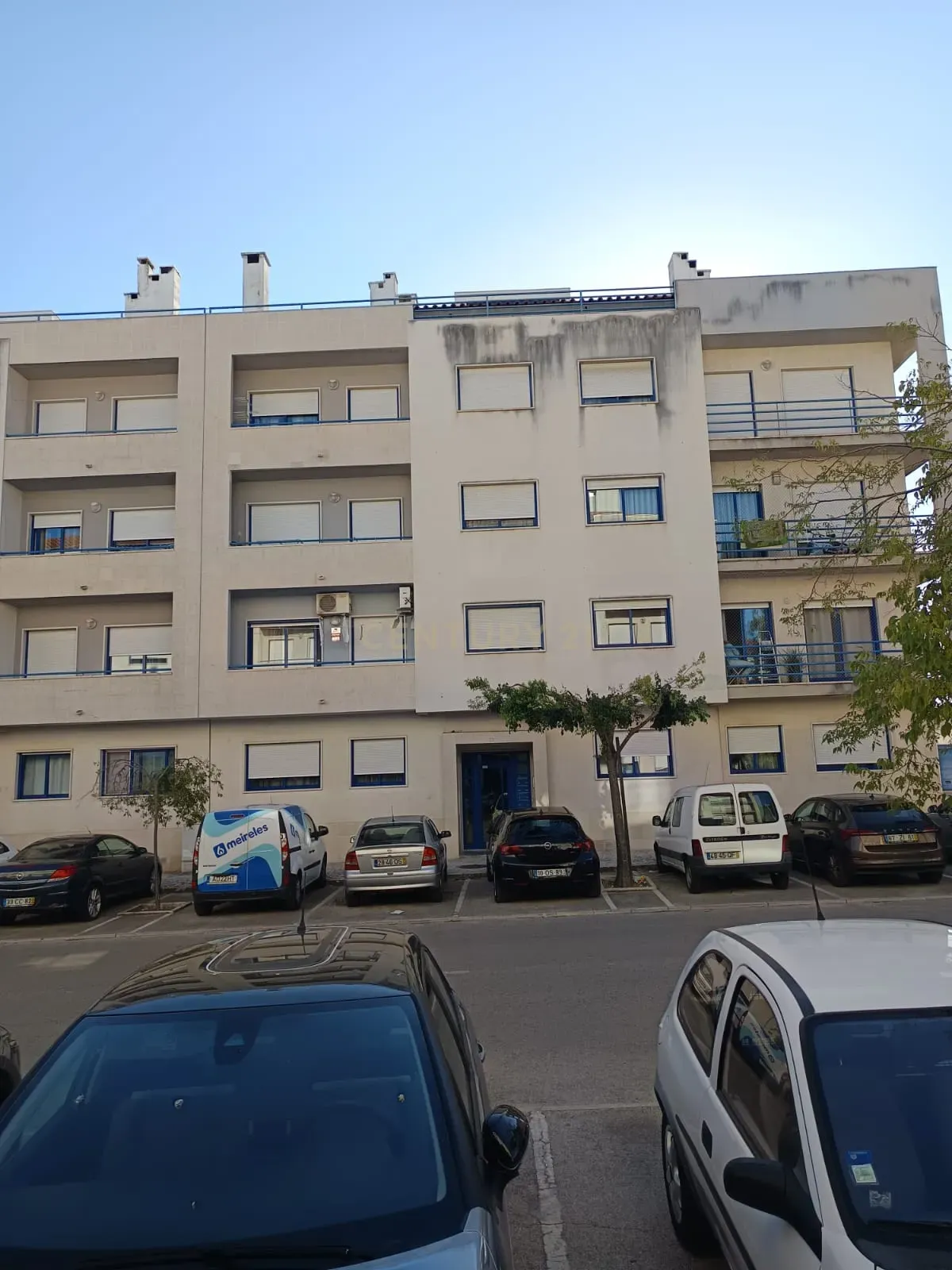 Apartamento T3 Janelas do Parque no Montijo - Image 1