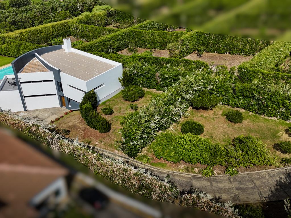 Moradia de Luxo com vista Mar em São Miguel, Açores - Image 14