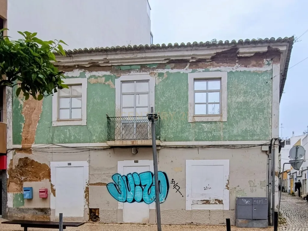 Reabilitação Conjunta de Dois Prédios - Centro de Portimão - Image 3