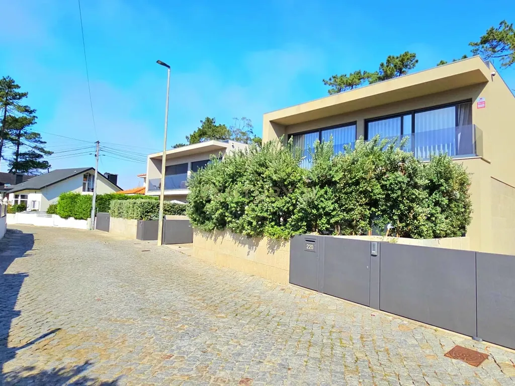 Andar-Moradia T3 de Luxo, Vila-Chã, Vila do Conde - Image 33