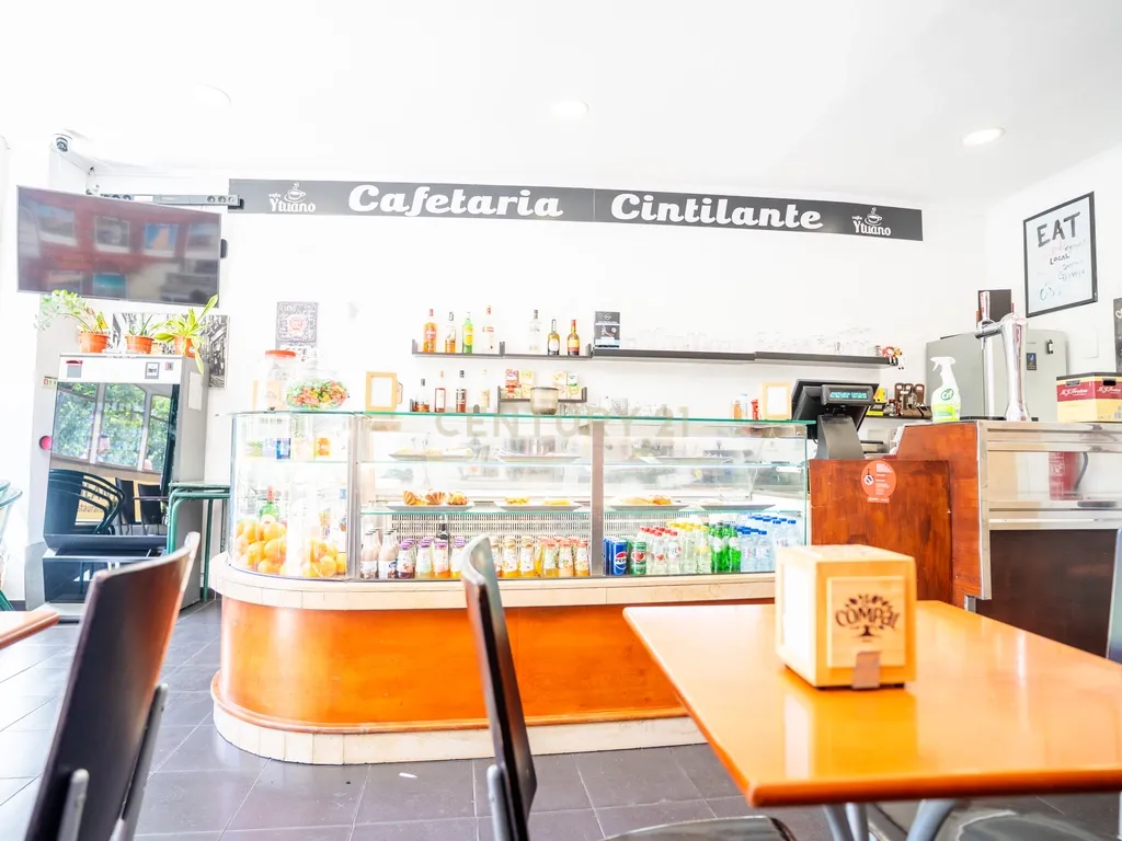 Loja Comercial para Investimento | Estrela | Lisboa - Image 2
