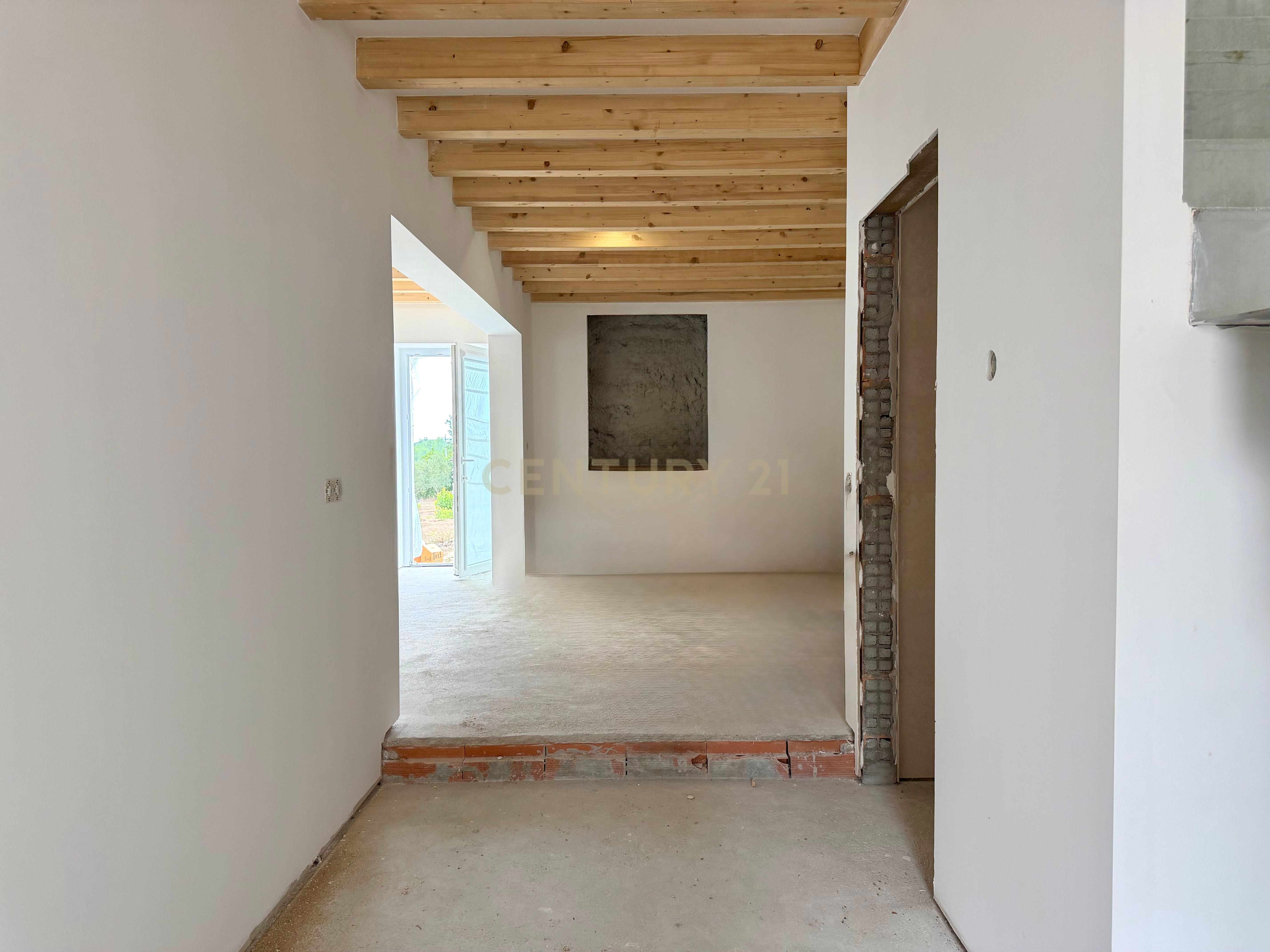 Fotografia 5 de Moradia T3 totalmente remodelada | Lote 1.933m² | Alhadas, Figueira da Foz