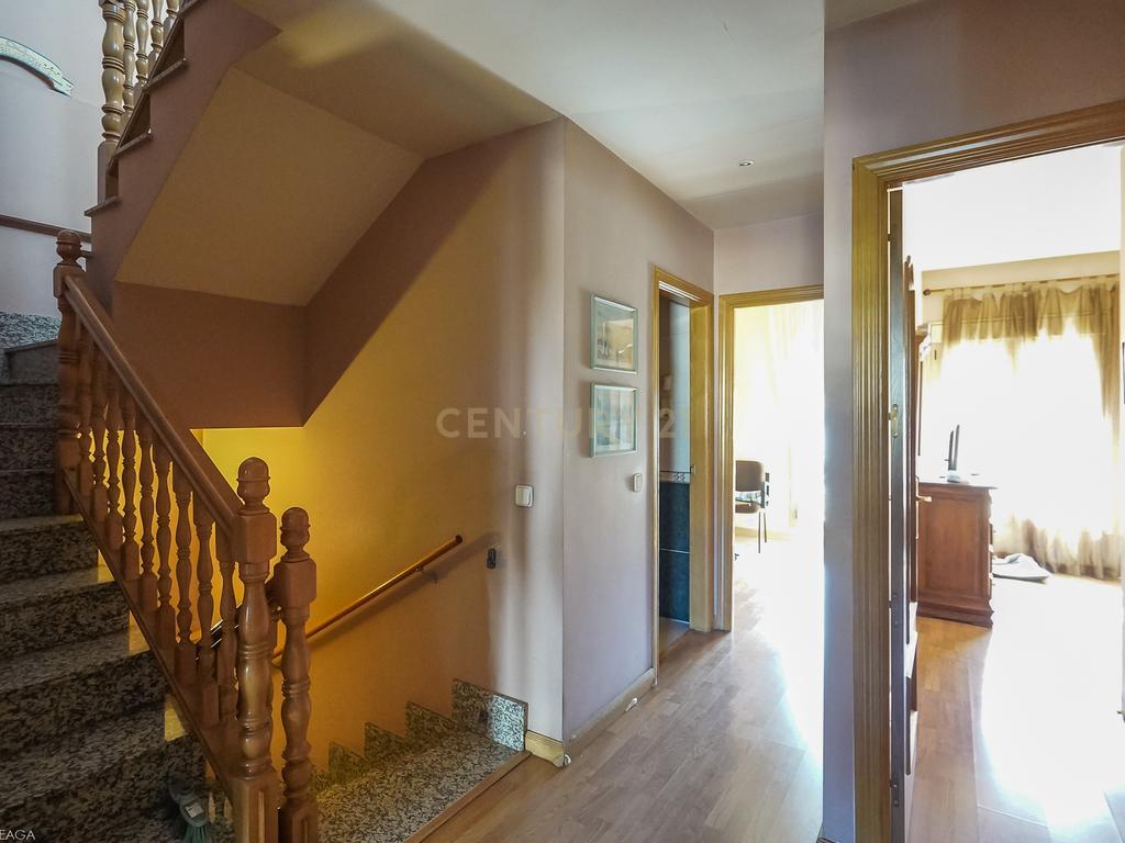 undefined - Image 51