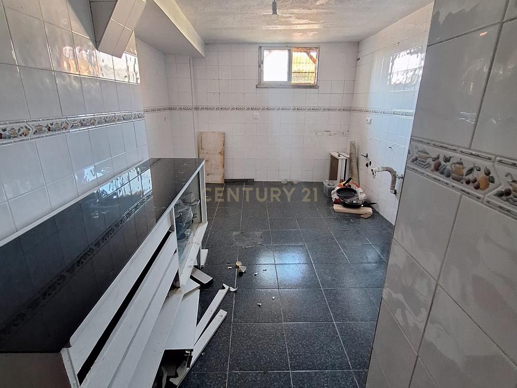 3 Moradias com terreno de 1079m2(não inclui a área de implantação das moradias) - Image 13