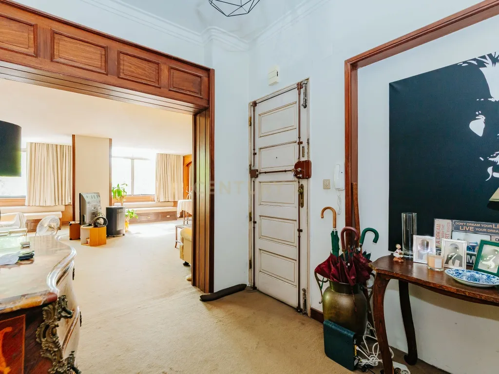 Apartamento T6 em Benfica – 210 m² junto ao Colombo - Image 29