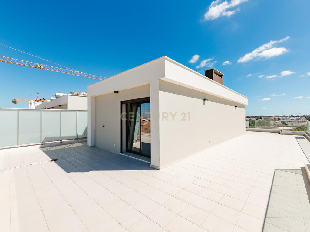 Apartamento T5 Duplex Único com 229 m² — Novo, Sofisticado e com Vista Panorâmica - Image 33