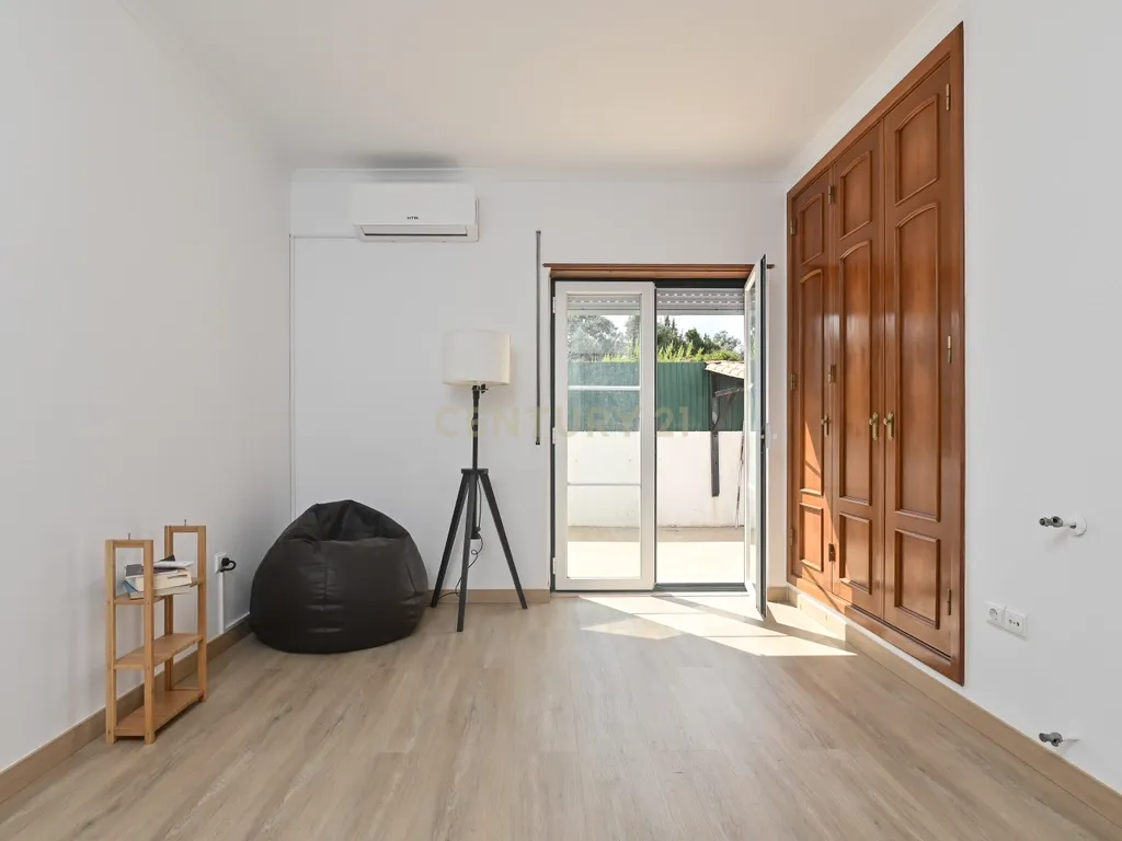 Apartamento T2 em Milharado, com terraço e parquemento - Image 15