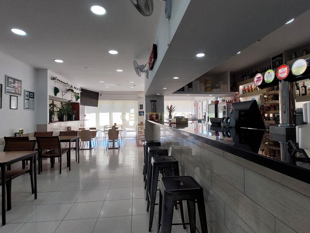 Trespasse de Café/Restaurante Totalmente Equipado | Patacão – Faro - Image 4
