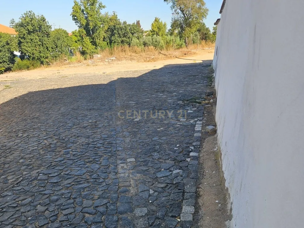 Moradia T3 em Beja com Pátio - Image 25
