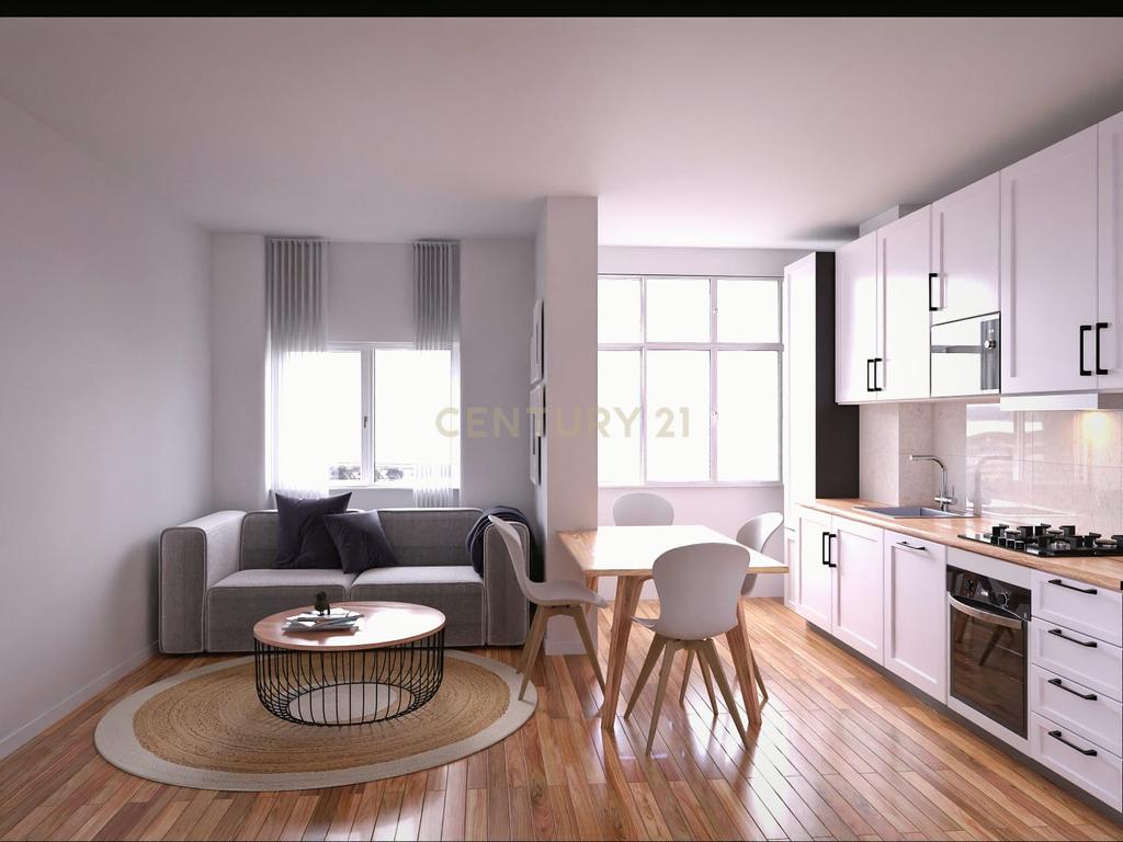 T2, totalmente remodelado, localizado em Queluz - Image 3