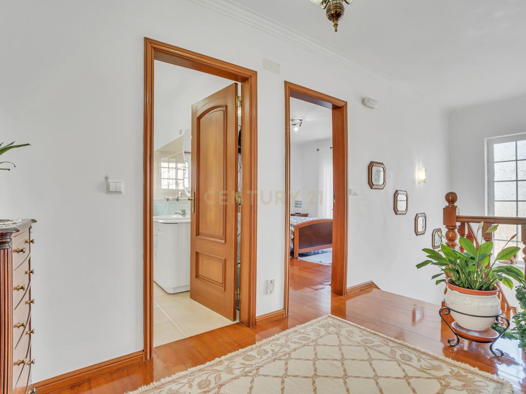 Moradia T4 em Mafra com vista de mar - Image 38