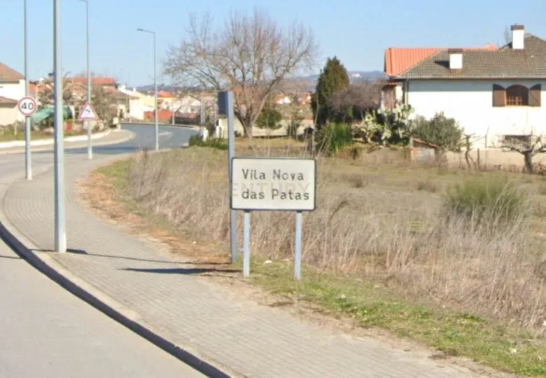 Moradia para remodelar em Vila Nova das Patas - Image 24