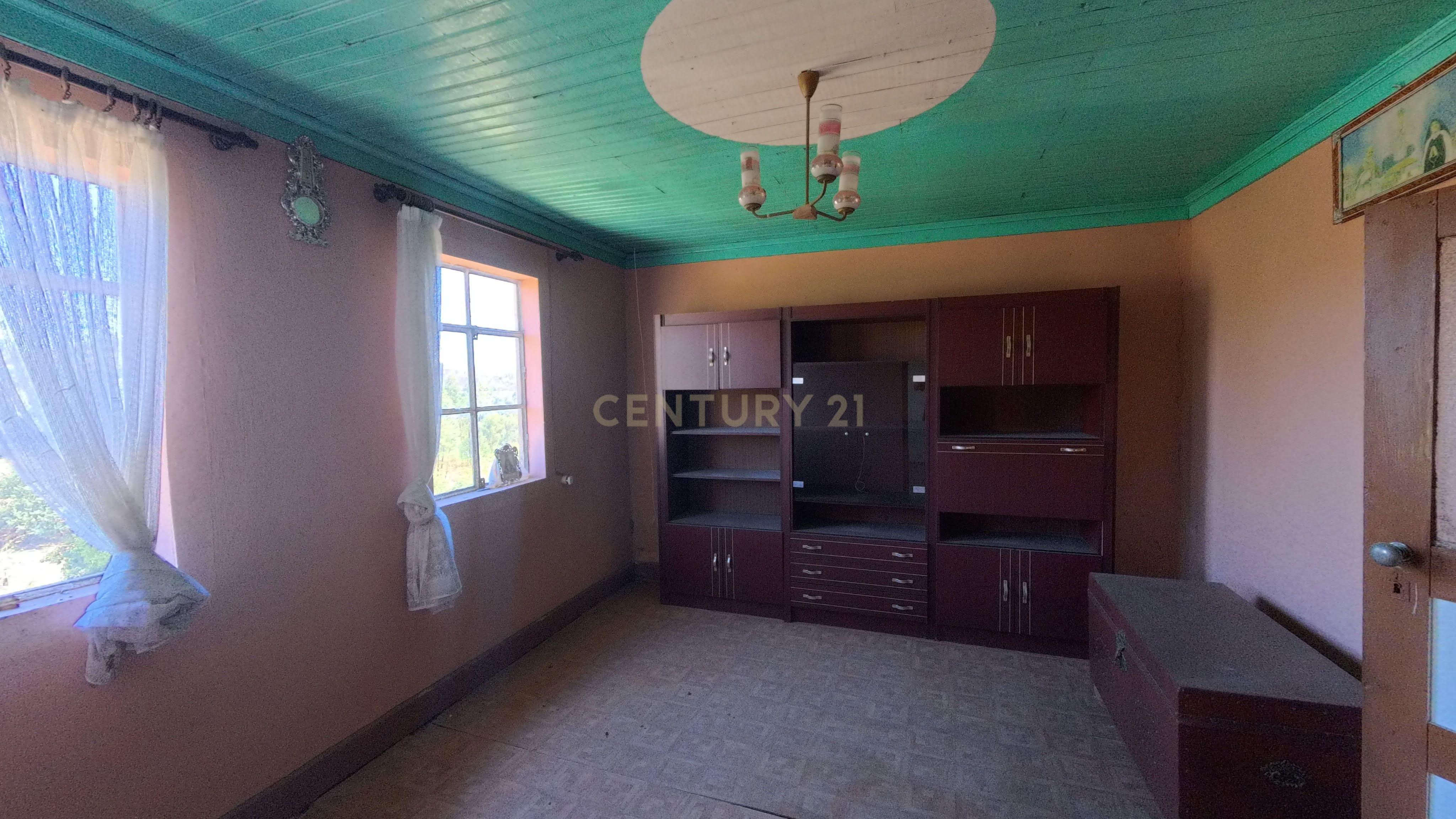 Fotografia 4 de Casa T4 em União das freguesias de Mamouros, Castro Daire