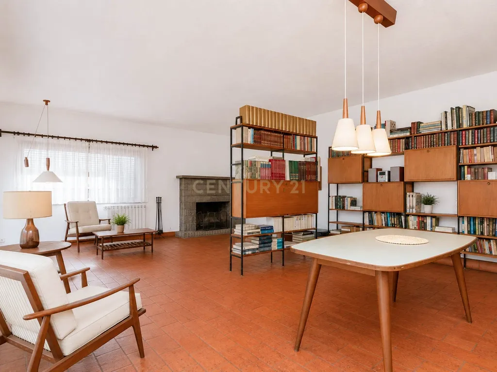 T6+1 em 1066 m2 de tranquilidade, para remodelar ou investir - Image 7