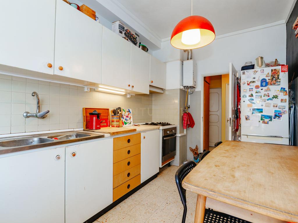Apartamento T3 à Venda – Olivais, Rua Cidade da Beira - Image 16