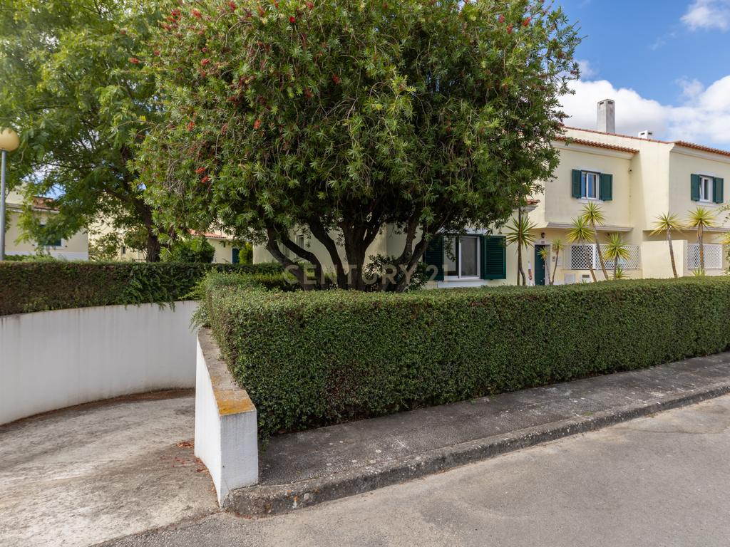 Moradia T3 no Condomínio Varandas do Golfe do Montado – Segurança, Conforto e Estilo de Vida Exclusivo - Image 10
