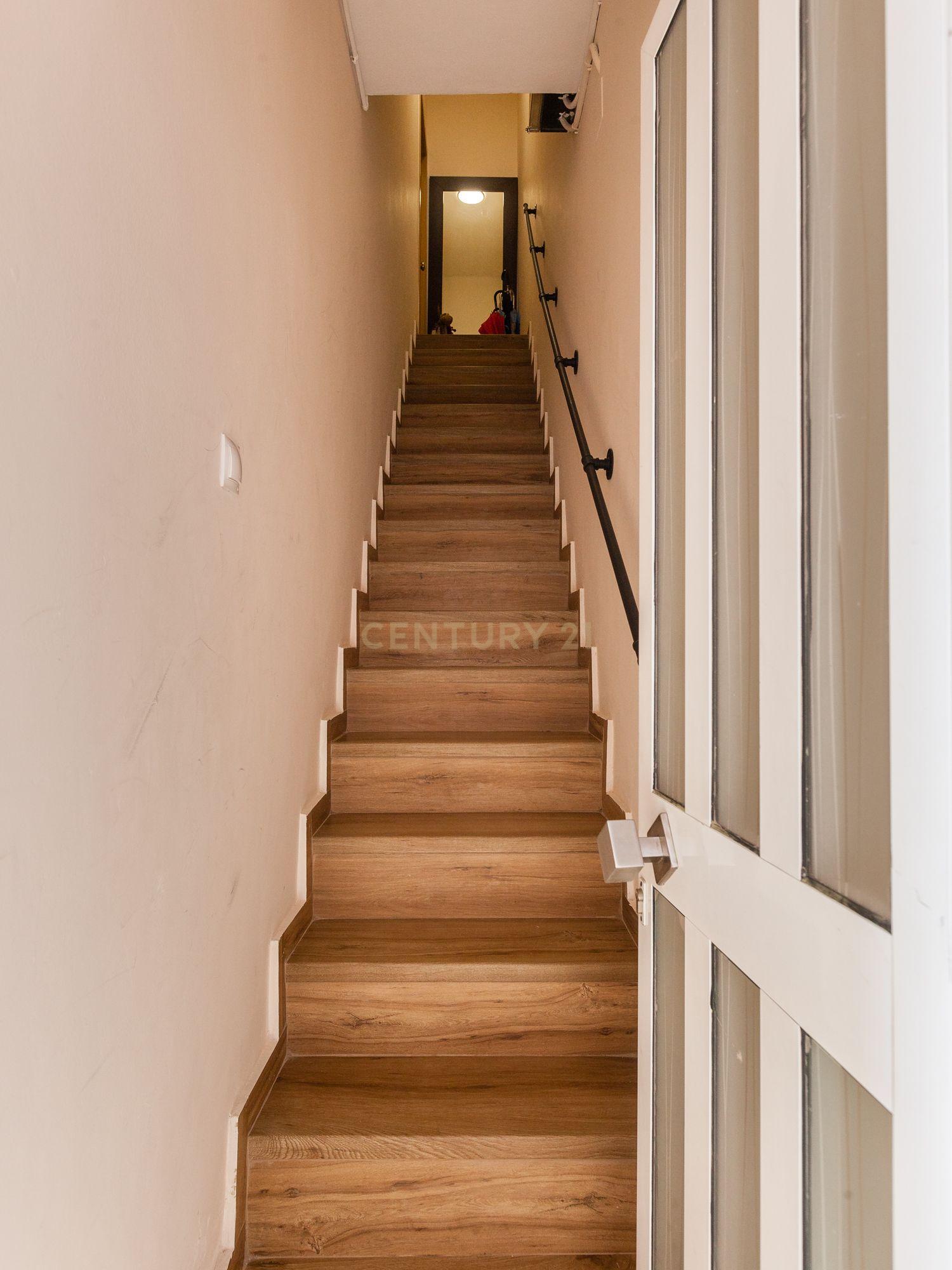 - Image 22