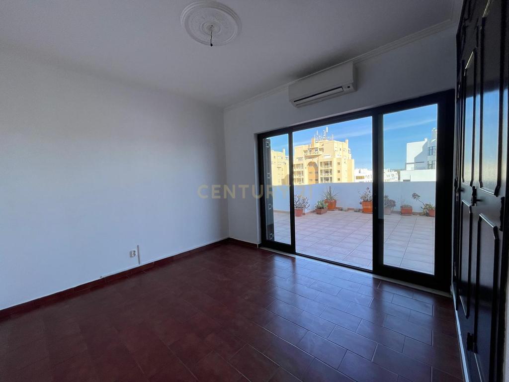 Exclusivo Apartamento T2 - Quarteira - Lugar de Garagem - Varandas - Praias - Marina Vilamoura - Image 5