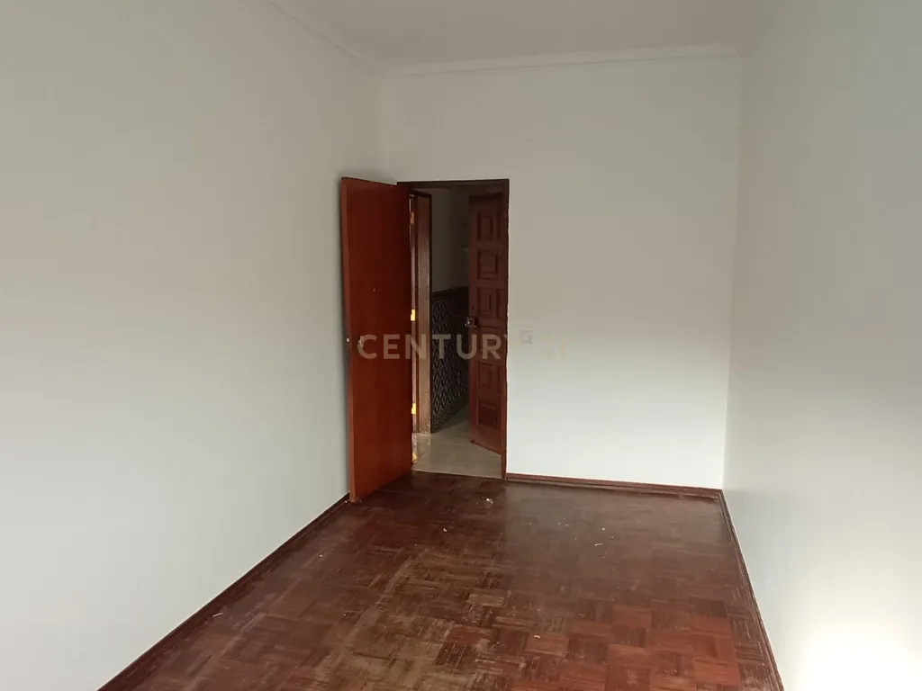 Apartamento t2, em São Sebastião, Setubal - Image 13