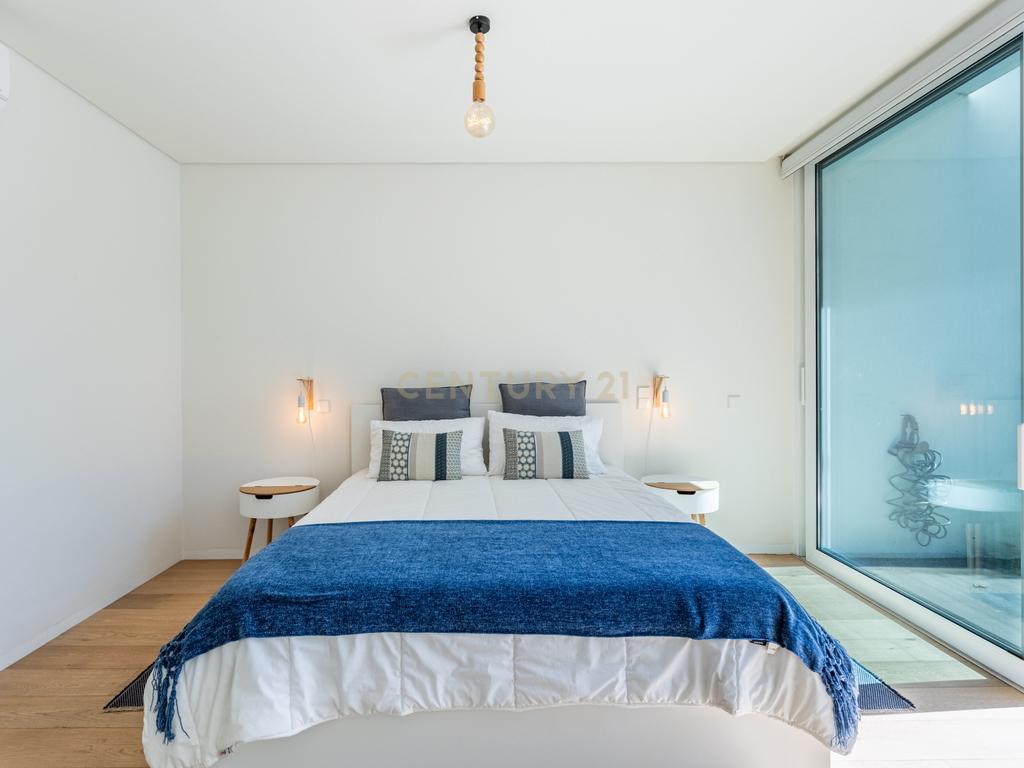 Luxuoso T1 Loft no Campo Grande, Lisboa - Image 9