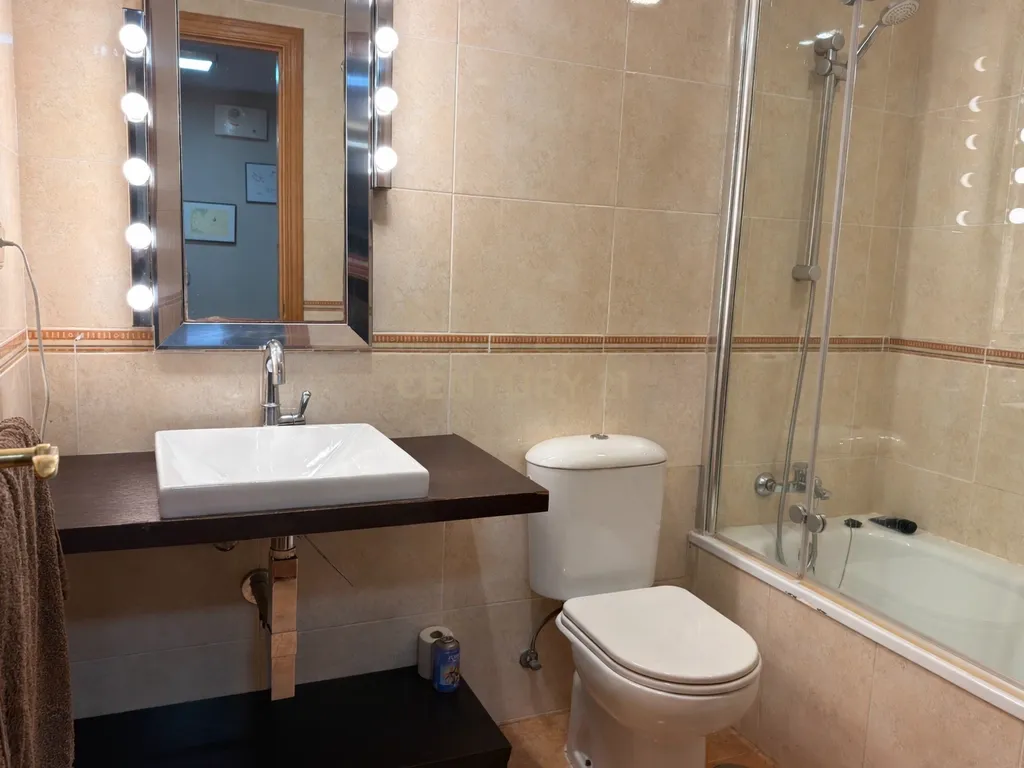 Apartamento T3 com Vista Panorâmica - Image 17