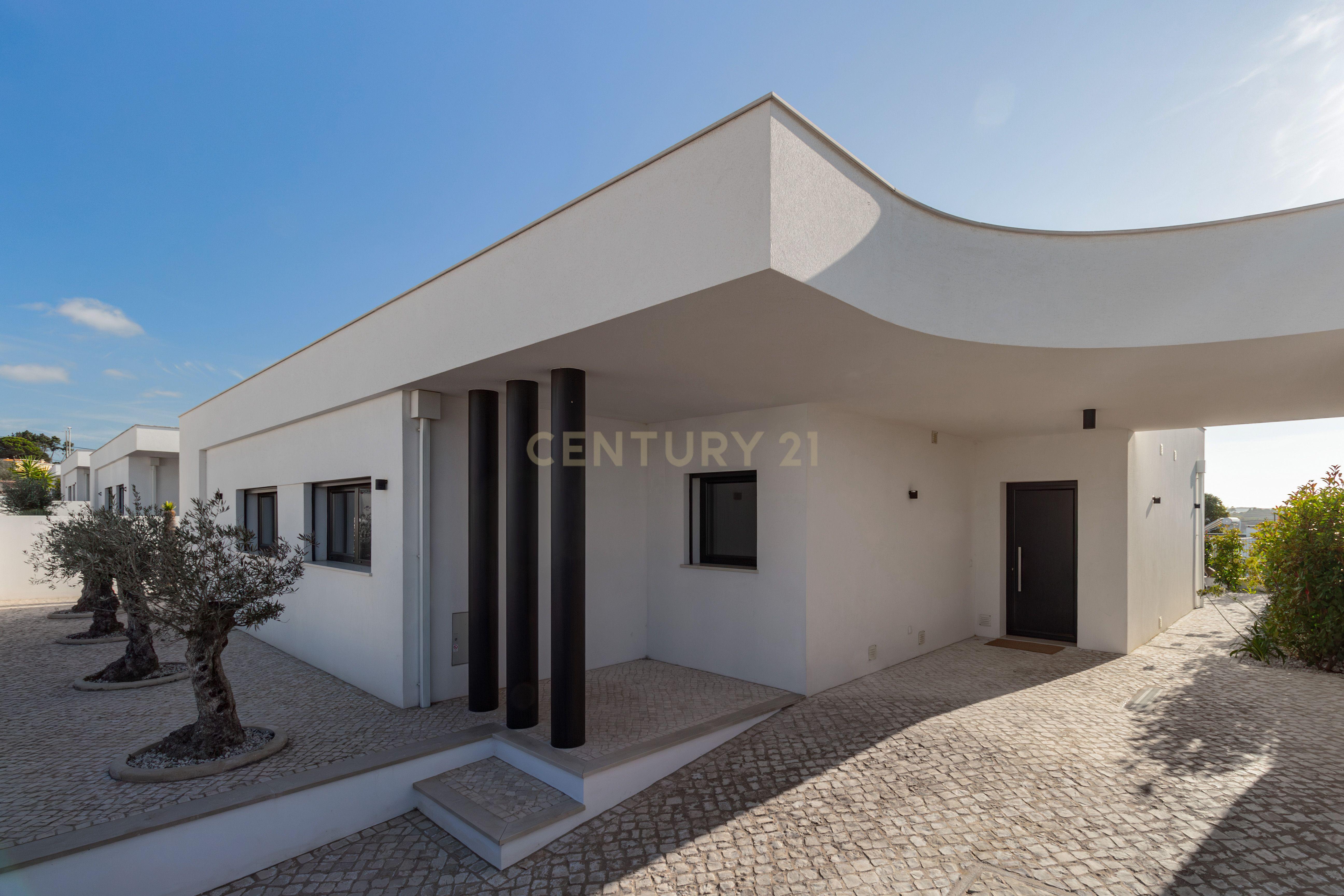 🏡 Moradia Térrea para Arrendamento – Nadadouro (Caldas da Rainha)