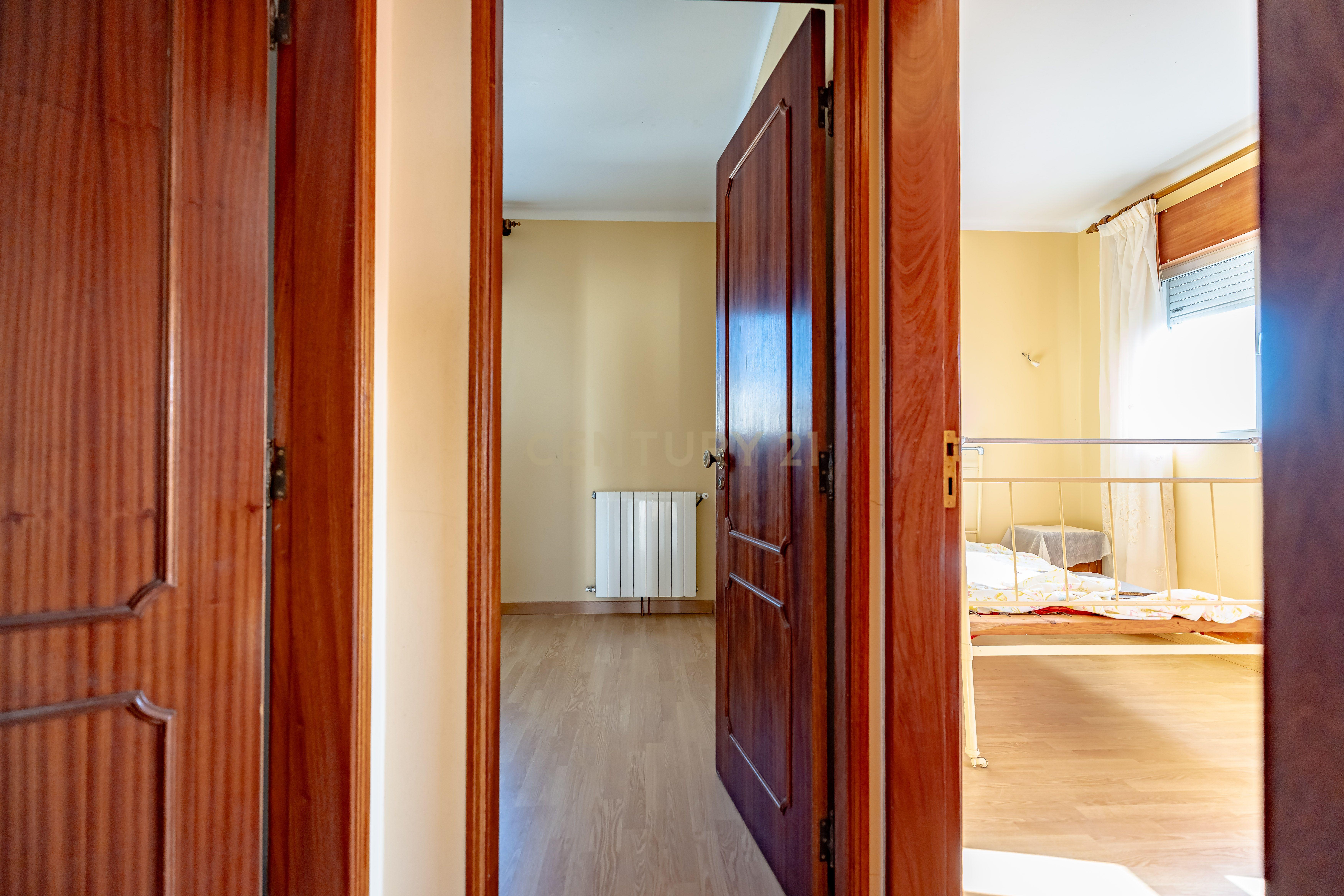 Fotografia 8 de Moradia T5 em Memória – Colmeias