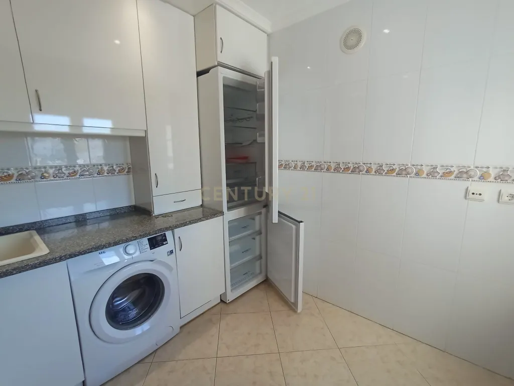 Apartamento T3 na Costa da Caparica - Image 10