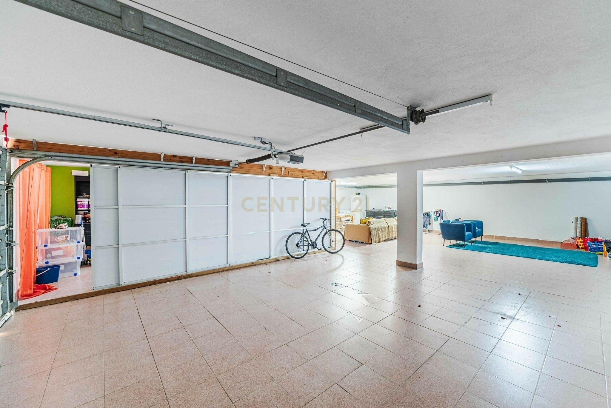 Deixe-se encantar por esta fantástica moradia T3 em Palmela - Image 43