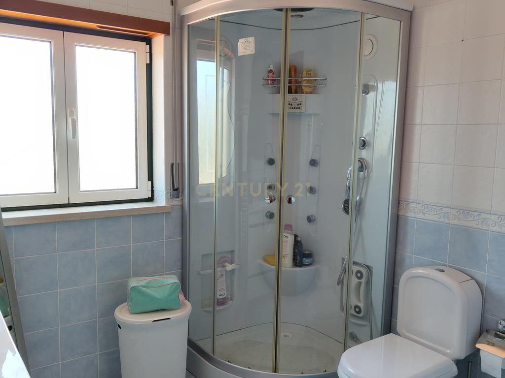 Moradia T4 com piscina em Gaeiras, Marinha Grande. - Image 18
