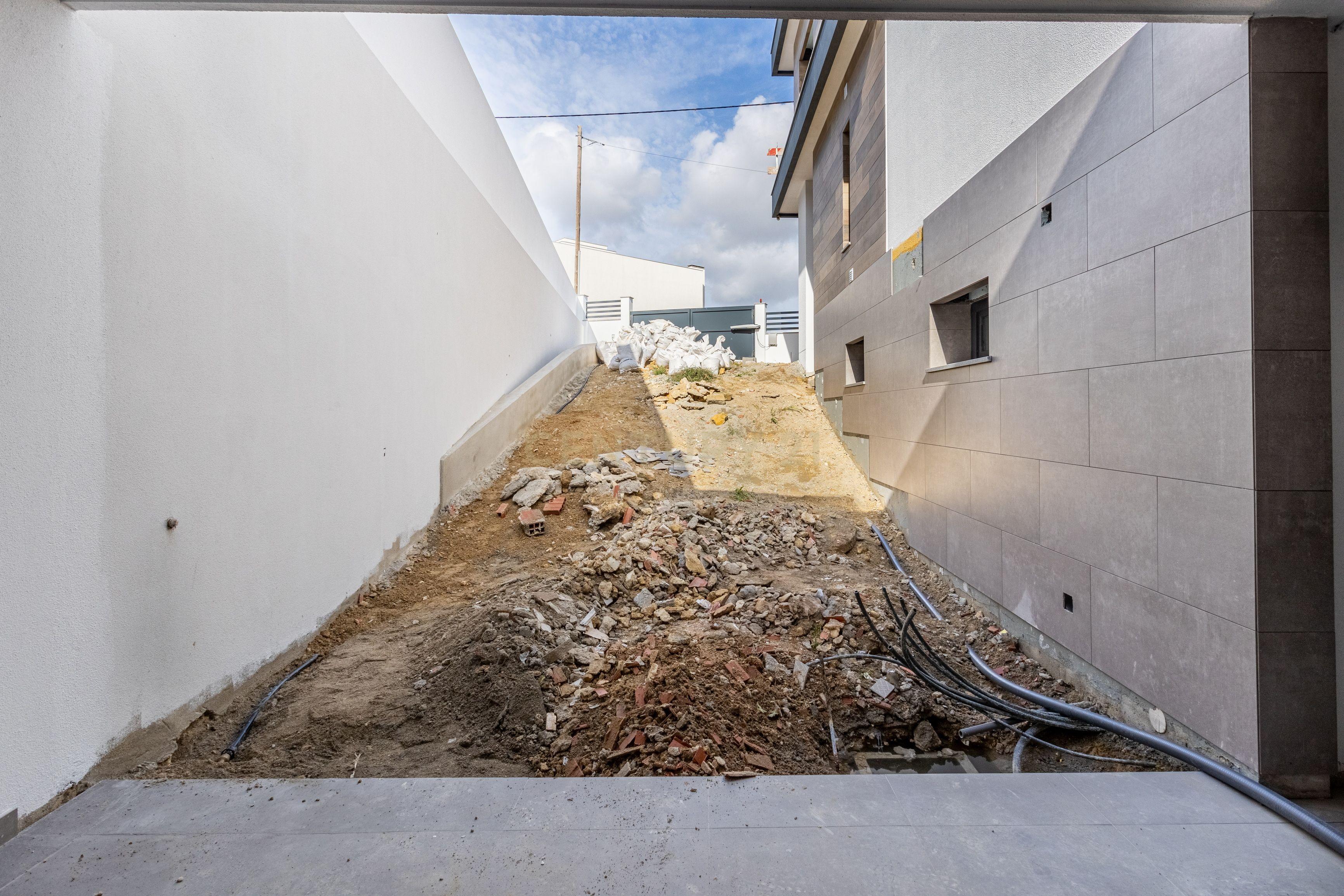 Moradia de luxo V5 no Bairro do Barreiro, Santa Iria da Azóia - Image 44
