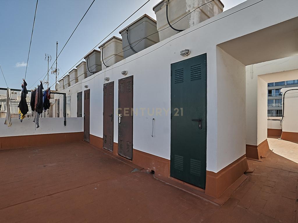  - Image 18