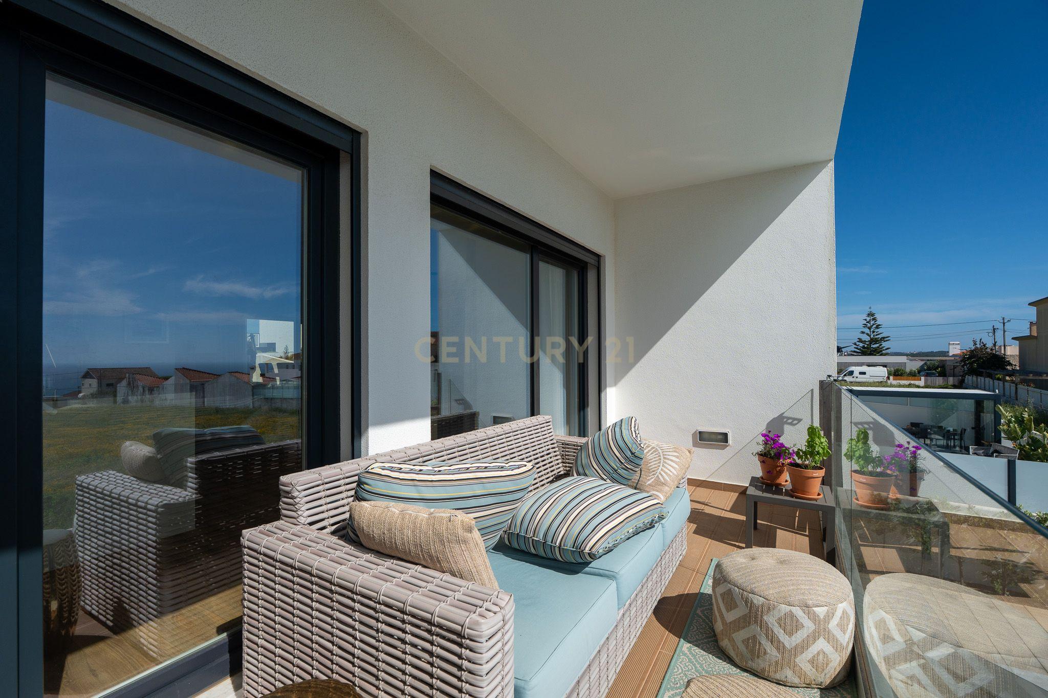Oportunidade Única em Ribamar – Vista Mar, Qualidade e Localização de Excelência - Image 25