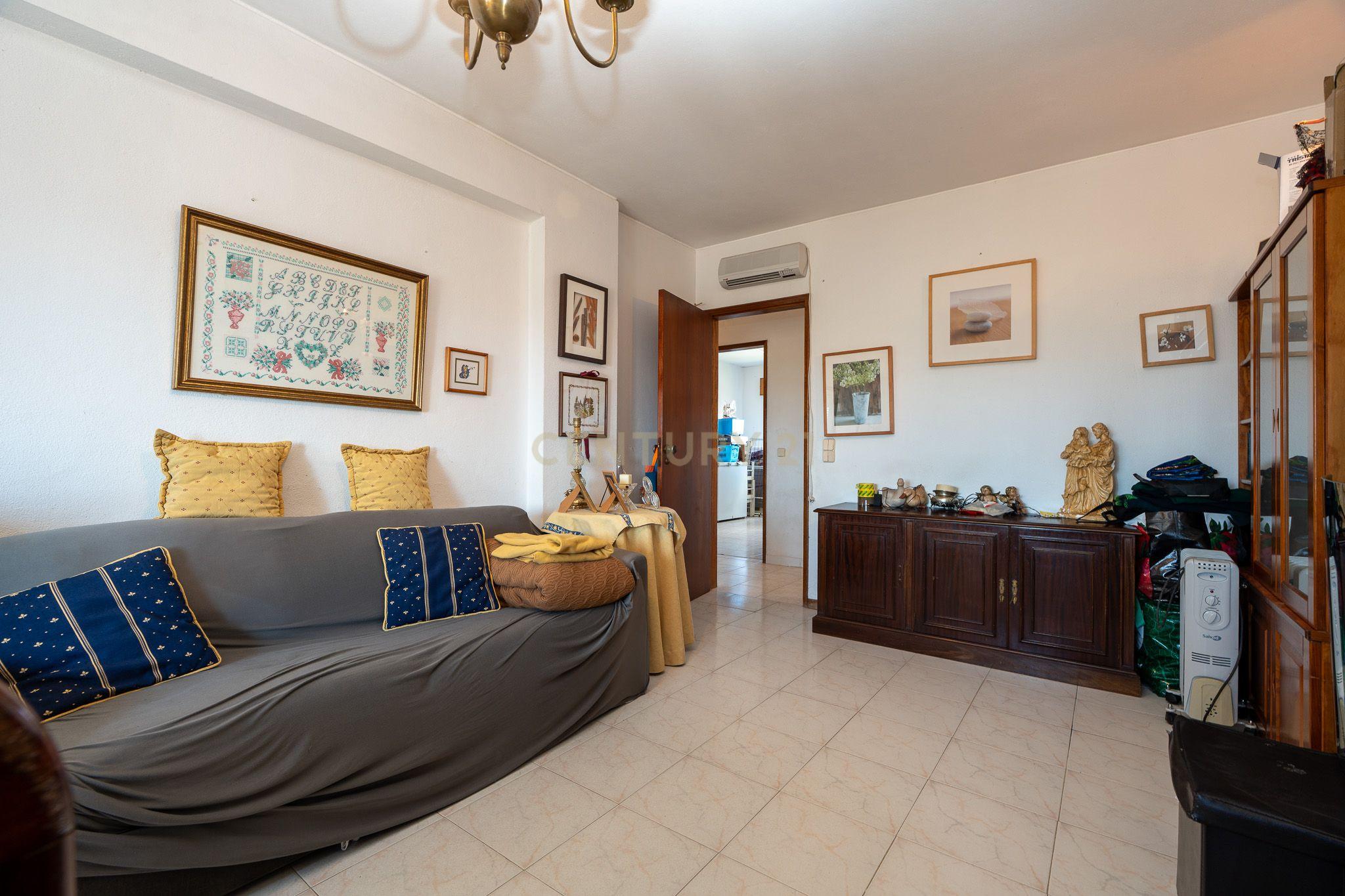 **Fantástico apartamento T4 com arrecadação*** - Image 3