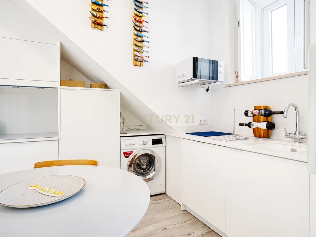 Apartamento Renovado T2 em Nazaré - Image 20
