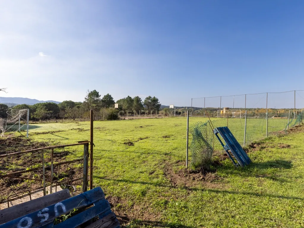 MASIA CATALANA EN VENDA A LLAGOSTERA – MÉS DE 7 HECTÀREES DE TERRENY, LLICÈNCIA TURÍSTICA, PISCINA I CAMP DE FUTBOL - Image 45