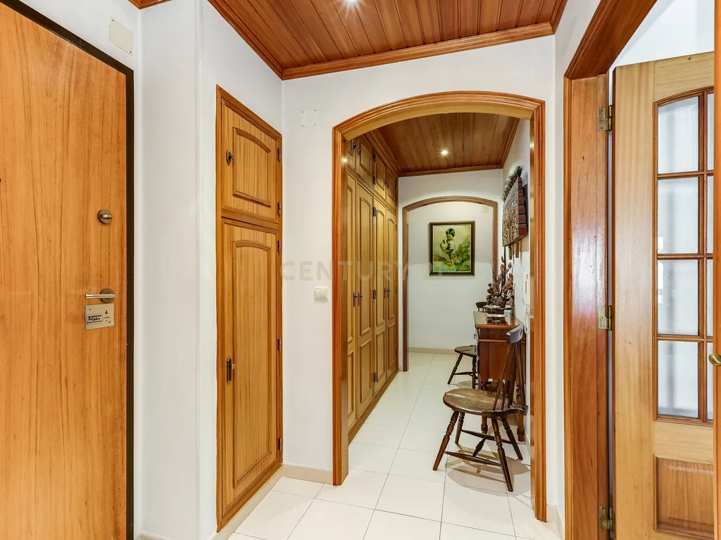 Apartamento T3 com vista deslumbrante para a Serra de Sintra – Algueirão | Cabeço da Fonte - Image 10