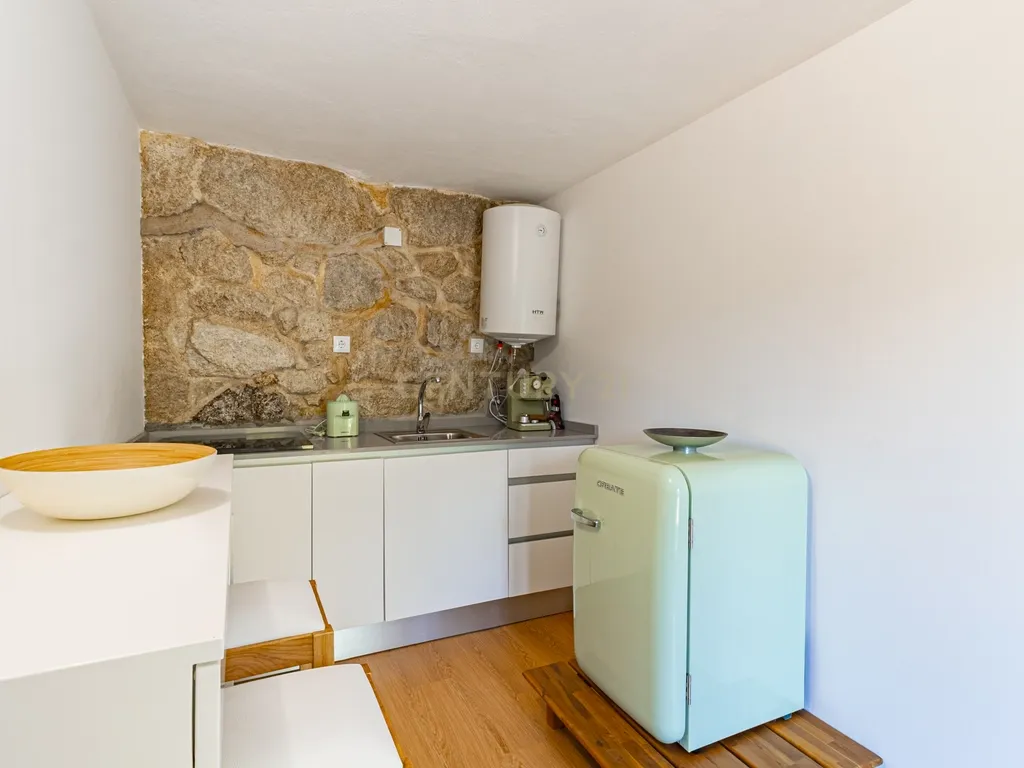 Um Refúgio no Gerês com 2 casas junto ao Rio - Image 42