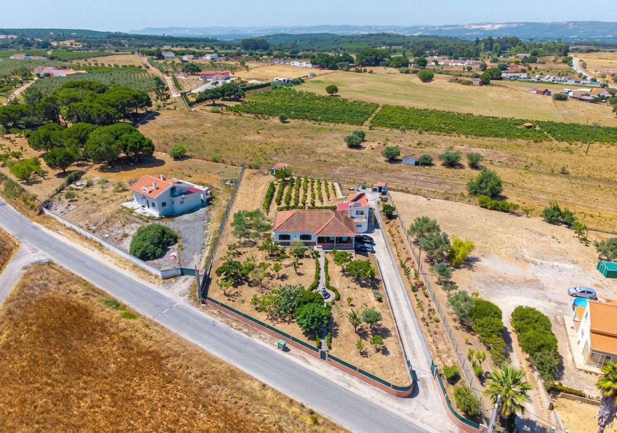 Moradia T3 em Aveiras de Cima, €575.000